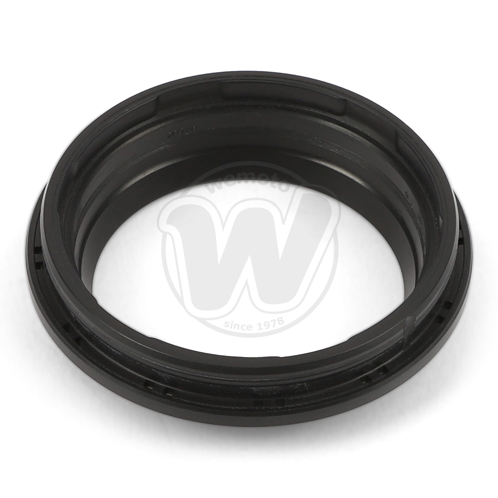 0UA8785_af4681 two.jpg